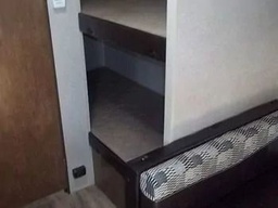 Photo 1 thumbnail 3