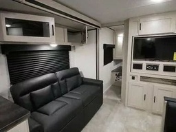 Photo 8 thumbnail 9