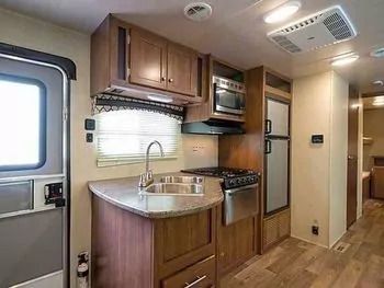 Photo 9 - 2019 HEART LAND Travel Trailer rental photo 11