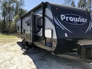 Photo 17 - 2019 HEART LAND Travel Trailer rental photo 18