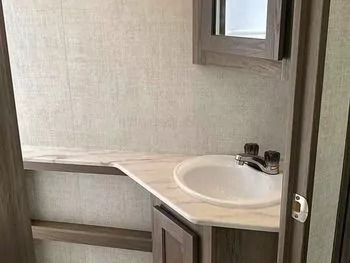 Photo 8 - 2021 Gulf Stream Travel Trailer rental photo 10