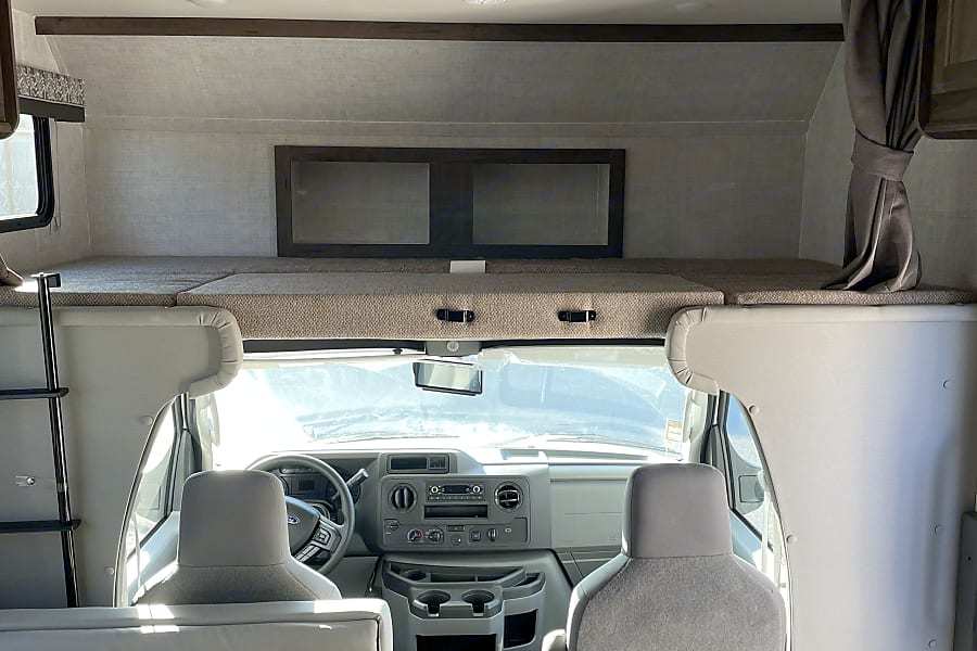Photo 2 - 2021 Gulf Stream Class C Motorhome rental photo 4