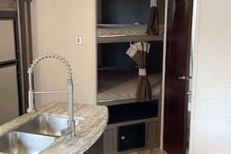 Photo 4 thumbnail 6