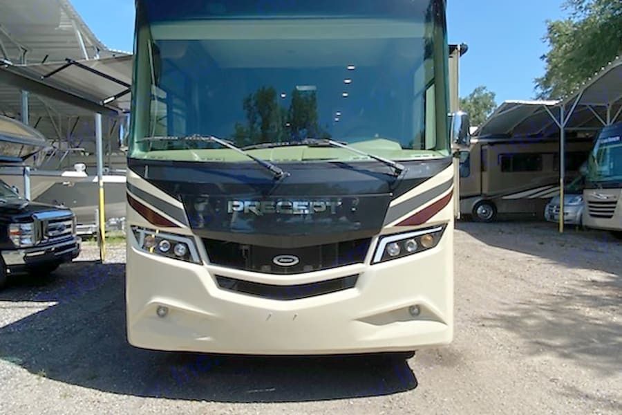 Photo 9 - 2020 Jayco Class A Motorhome rental photo 11