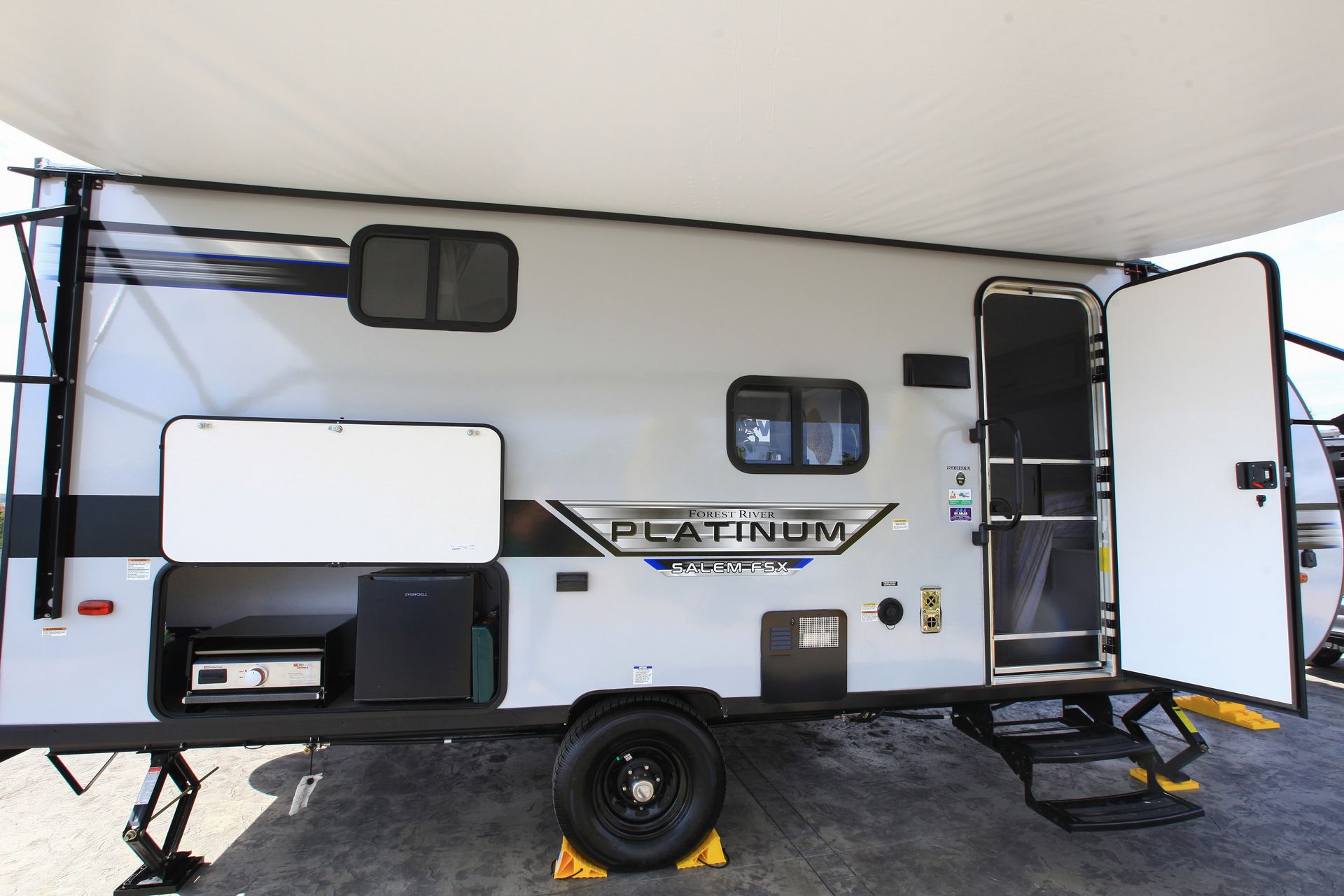 Photo 8 - 2021 Forest River Travel Trailer rental photo 10