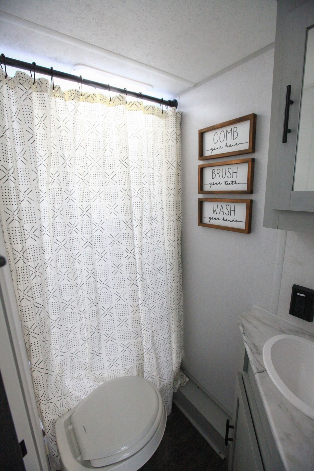 Photo 15 - 2021 Forest River Travel Trailer rental photo 17