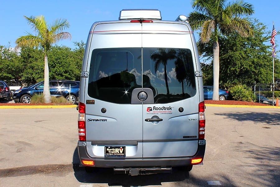 Photo 14 - 2020 Mercedes-Benz Class B Motorhome rental photo 16