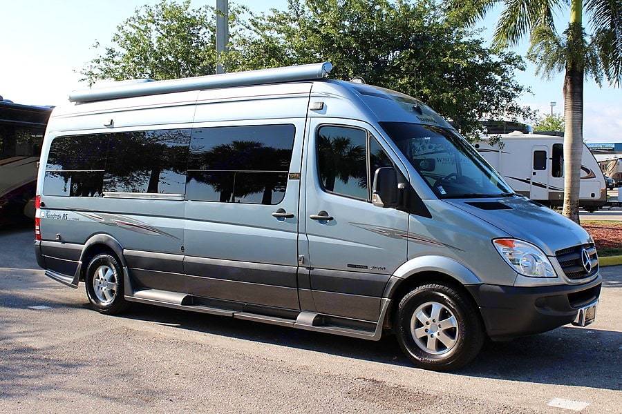 Photo 18 - 2020 Mercedes-Benz Class B Motorhome rental photo 20