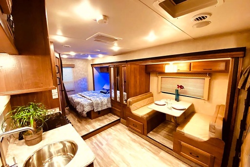 2019 Gulf Stream Conquest Class C Motorhome for rent in Oceanside, CA