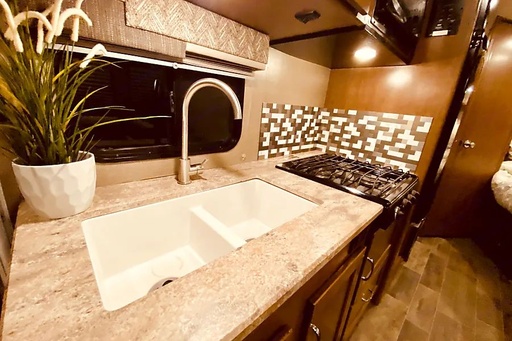 2020 Winnebago WINNIE Class C Motorhome for rent in Oceanside, CA