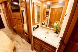 Photo 24 thumbnail 26