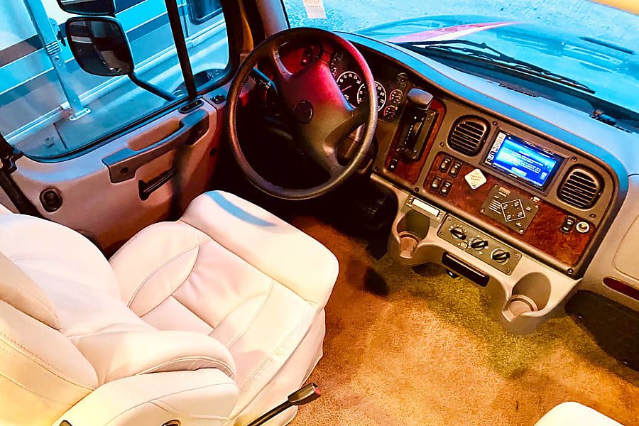 Photo 35 - 2020 Jayco Class C Motorhome rental photo 37