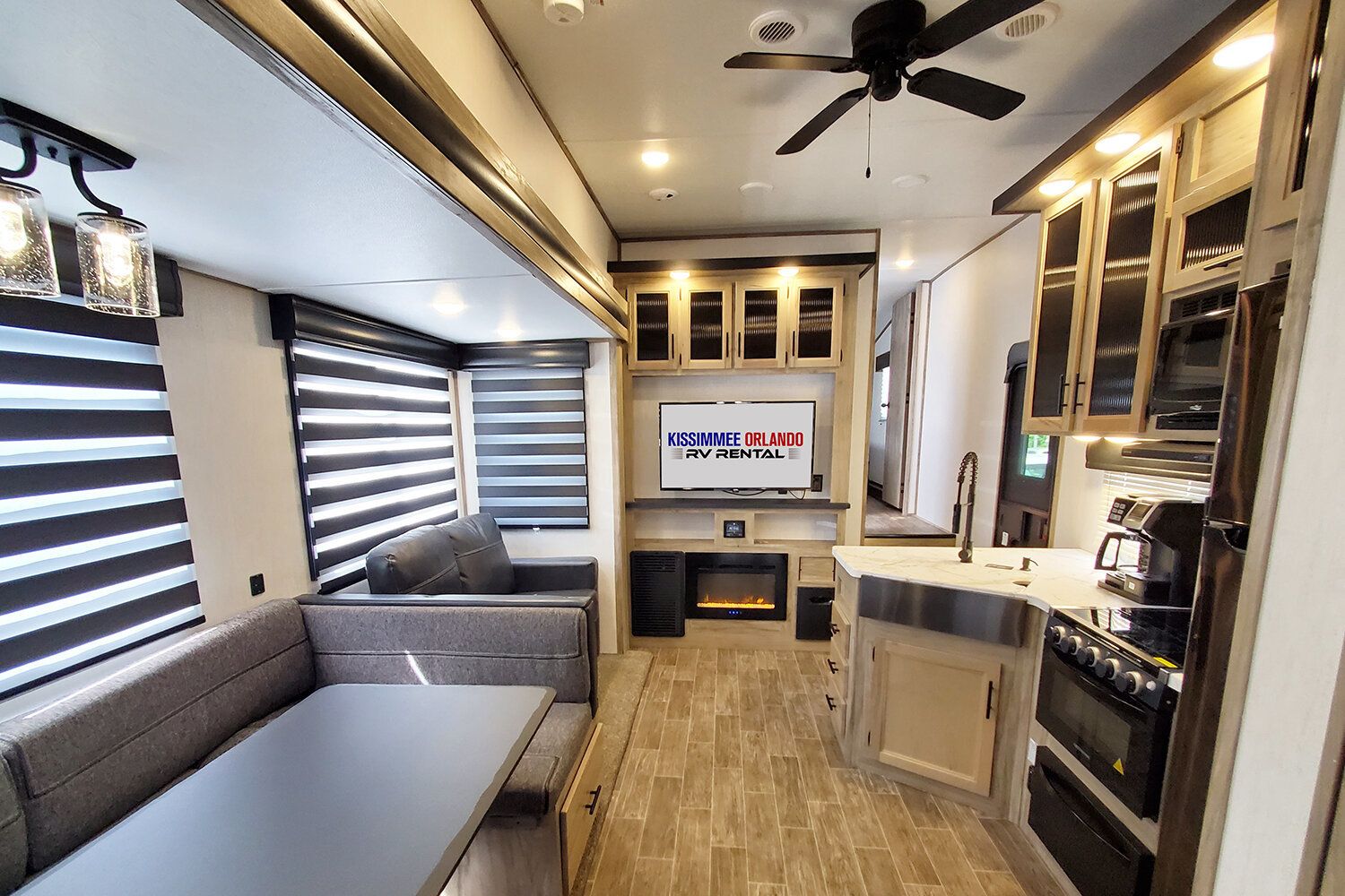 Photo 4 - 2021 Forest River Fifth Wheel rental photo 6