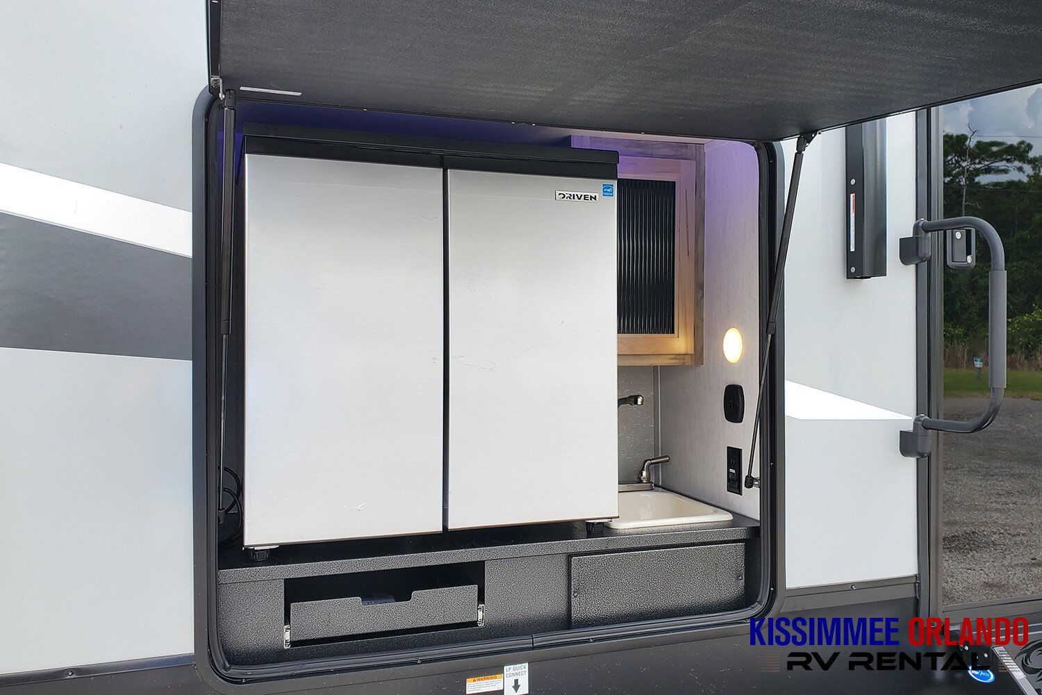 Photo 17 - 2021 Forest River Fifth Wheel rental photo 19