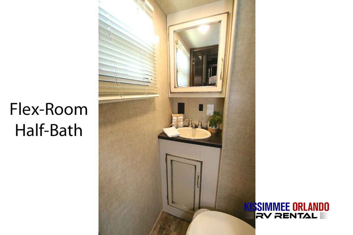 Photo 3 - 2020 Heartland Fifth Wheel rental photo 5