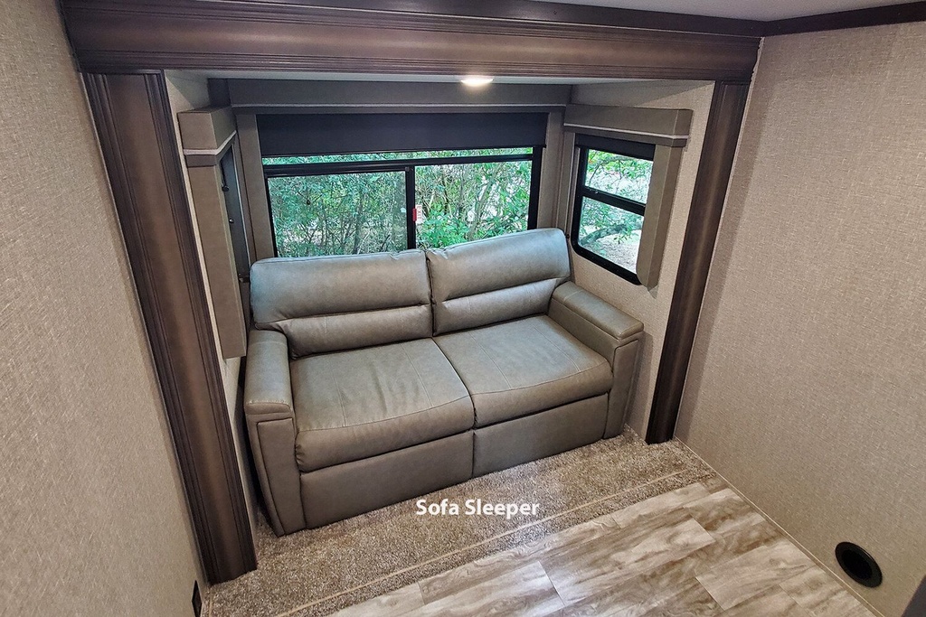 Photo 13 - 2020 Grand Design Fifth Wheel rental photo 15