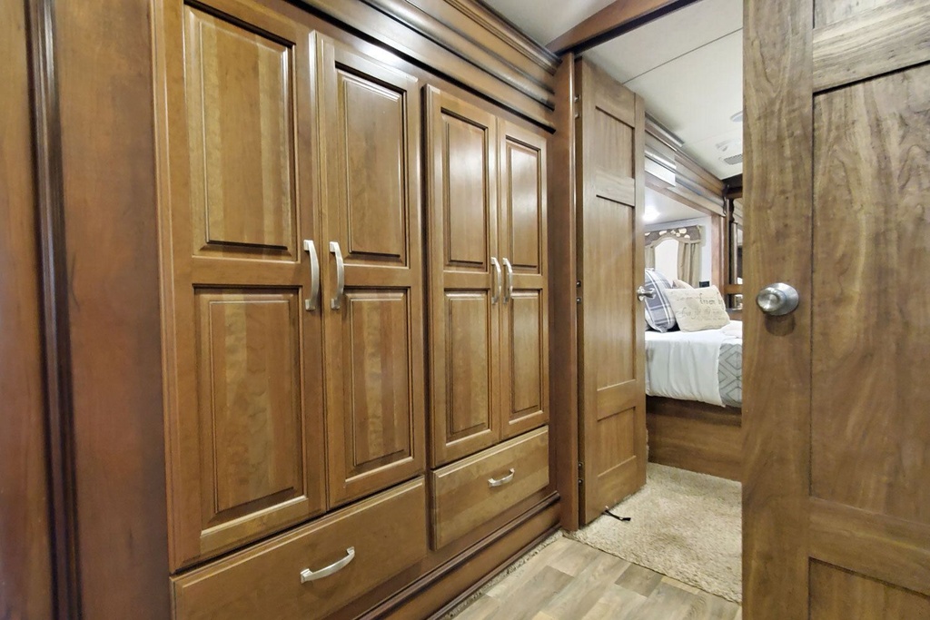 Photo 9 - 2020 Keystone Fifth Wheel rental photo 11