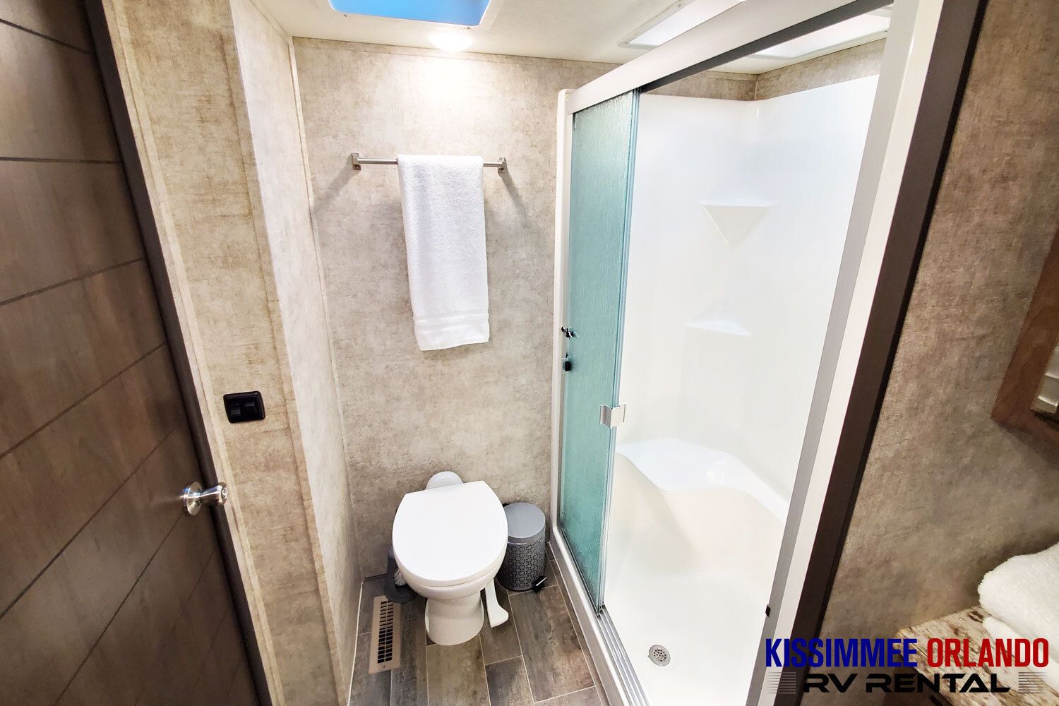 Photo 8 - 2021 Highland Ridge Fifth Wheel rental photo 10