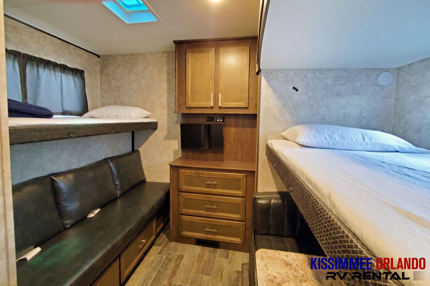 Photo 12 - 2021 Highland Ridge Fifth Wheel rental photo 14