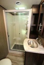 Photo 4 thumbnail 6