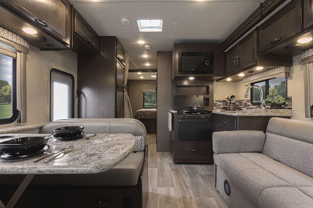 Photo 8 - 2020 Thor Class C Motorhome rental photo 10