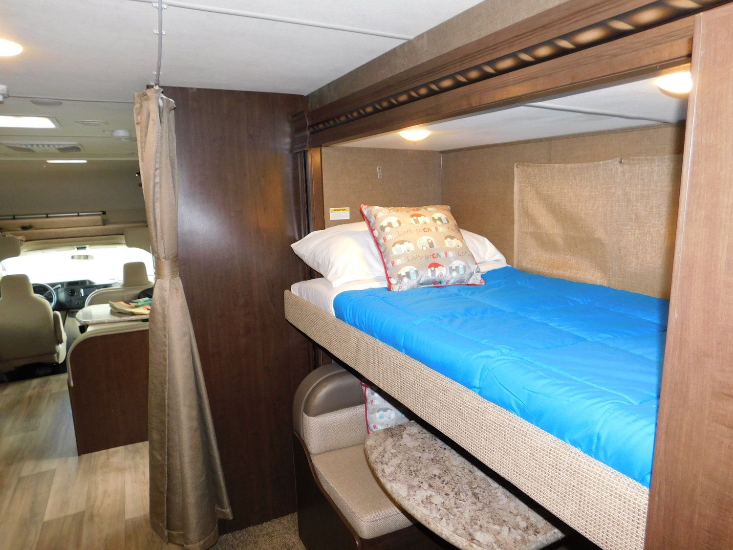 Photo 14 - 2020 Thor Class C Motorhome rental photo 16