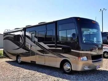 Photo 0 - 2013 Hurricane Class A Motorhome rental photo 3