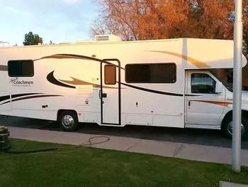 Photo 0 - 2014 Coachmen Class C Motorhome rental photo 7