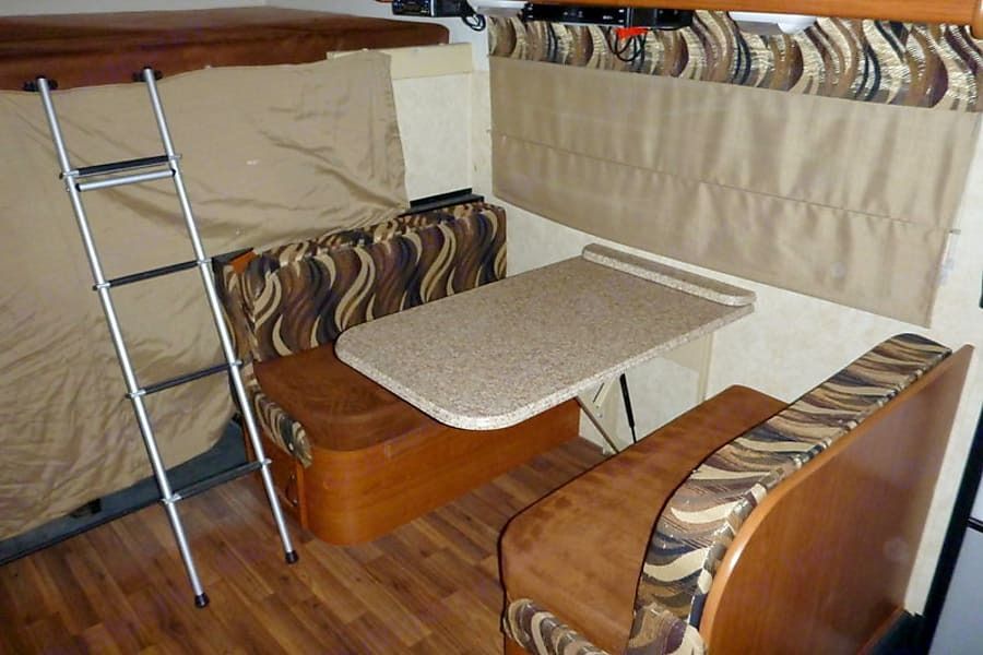 Photo 4 - 2013 Coachmen Class C Motorhome rental photo 6