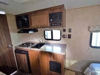 Photo 5 - 2017 Viking Travel Trailer rental photo 7