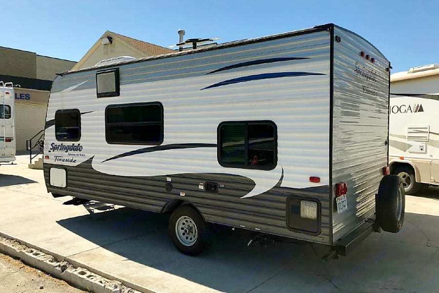 Photo 8 - 2017 Keystone Travel Trailer rental photo 10