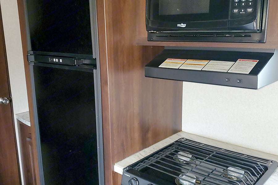 Photo 5 - 2019 Jayco Travel Trailer rental photo 7