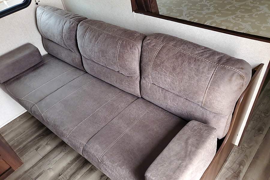 Photo 11 - 2019 Jayco Travel Trailer rental photo 13