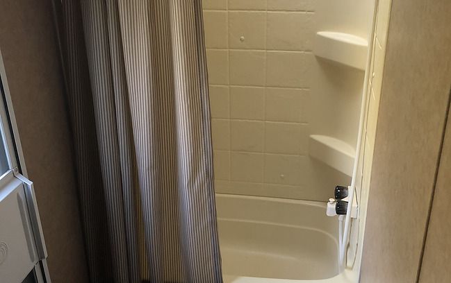 Photo 4 - 2020 Jayco Travel Trailer rental photo 6