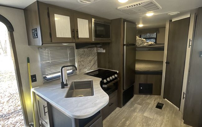 Photo 8 - 2020 Prime Time Travel Trailer rental photo 10