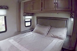 Photo 1 thumbnail 4