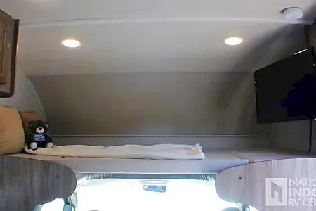 Photo 2 - 2018 Jayco Class C Motorhome rental photo 10