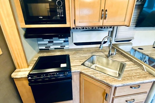 2019 Thor ACE 27 Class A Motorhome for rent in Saint Paul, MN