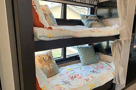 Photo 10 - 2022 Entegra Coach Class A Motorhome rental photo 12