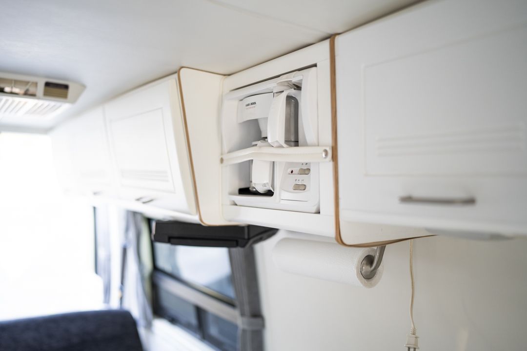 Photo 8 - 2003 Mercedes-Benz Class B Motorhome rental photo 10