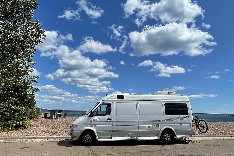 Photo 27 - 2003 Mercedes-Benz Class B Motorhome rental photo 29