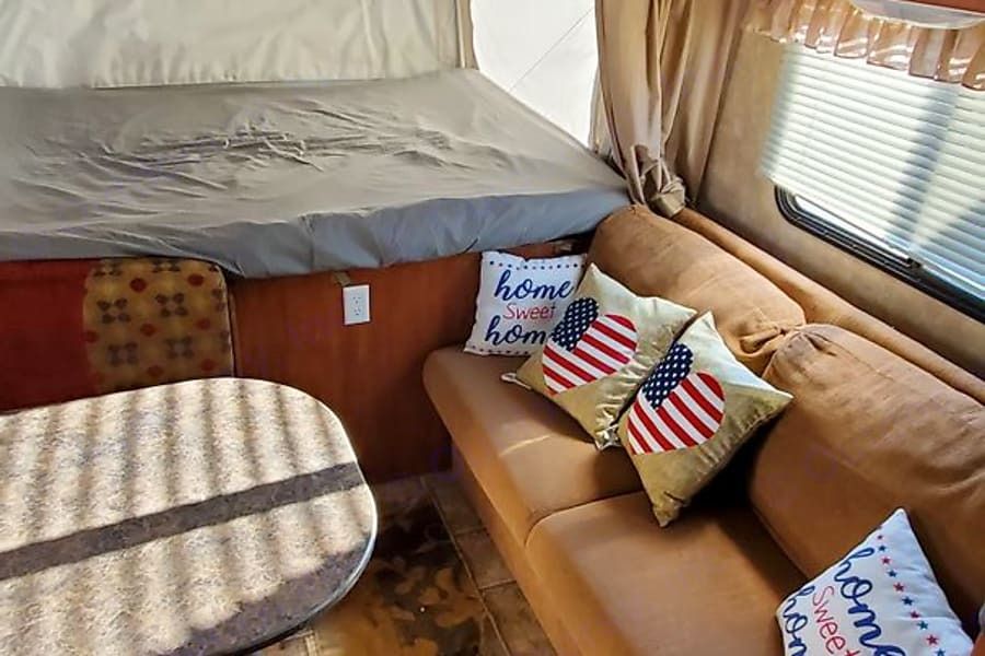 Photo 4 - 2010 Jayco Travel Trailer rental photo 6