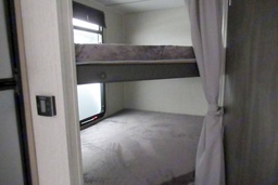 Photo 3 thumbnail 5
