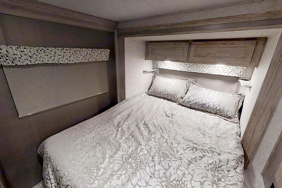 Photo 5 - 2020 Forest River Class C Motorhome rental photo 7