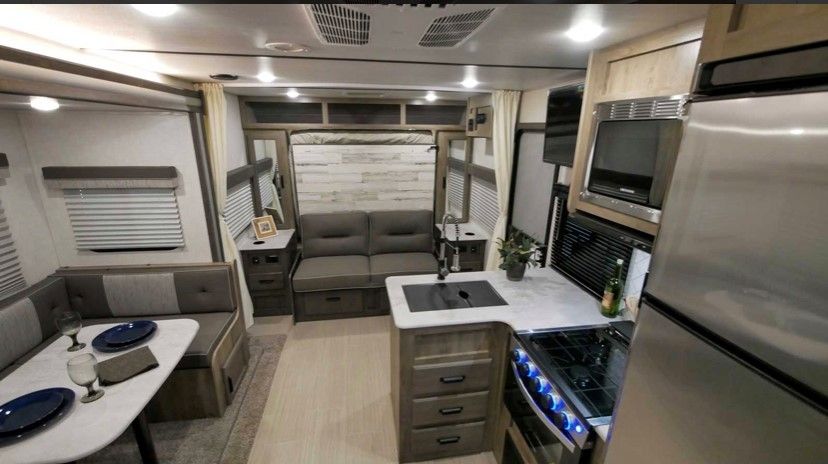 Photo 5 - 2021 Surveyor Travel Trailer rental photo 7