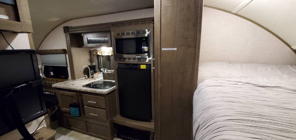 Photo 8 - 2018 Forest River Travel Trailer rental photo 10