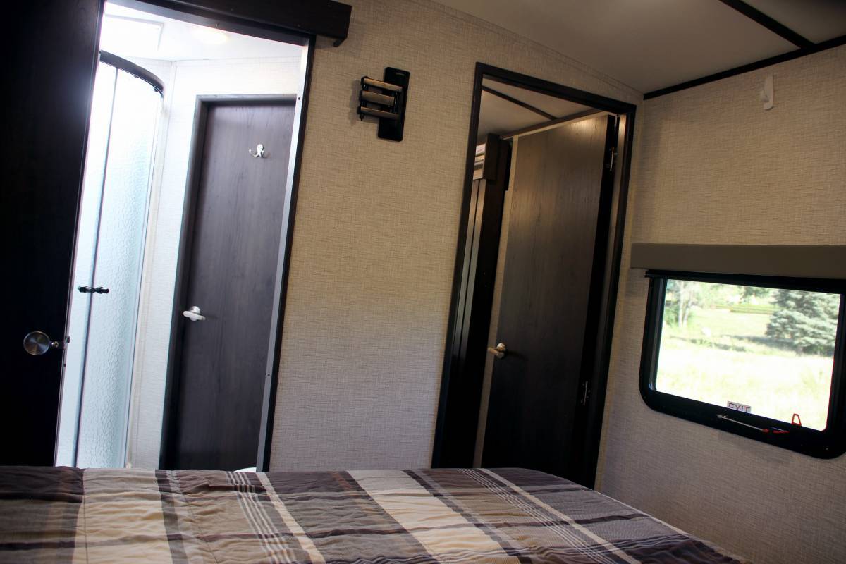 Photo 1 - 2021 Keystone Travel Trailer rental photo 18