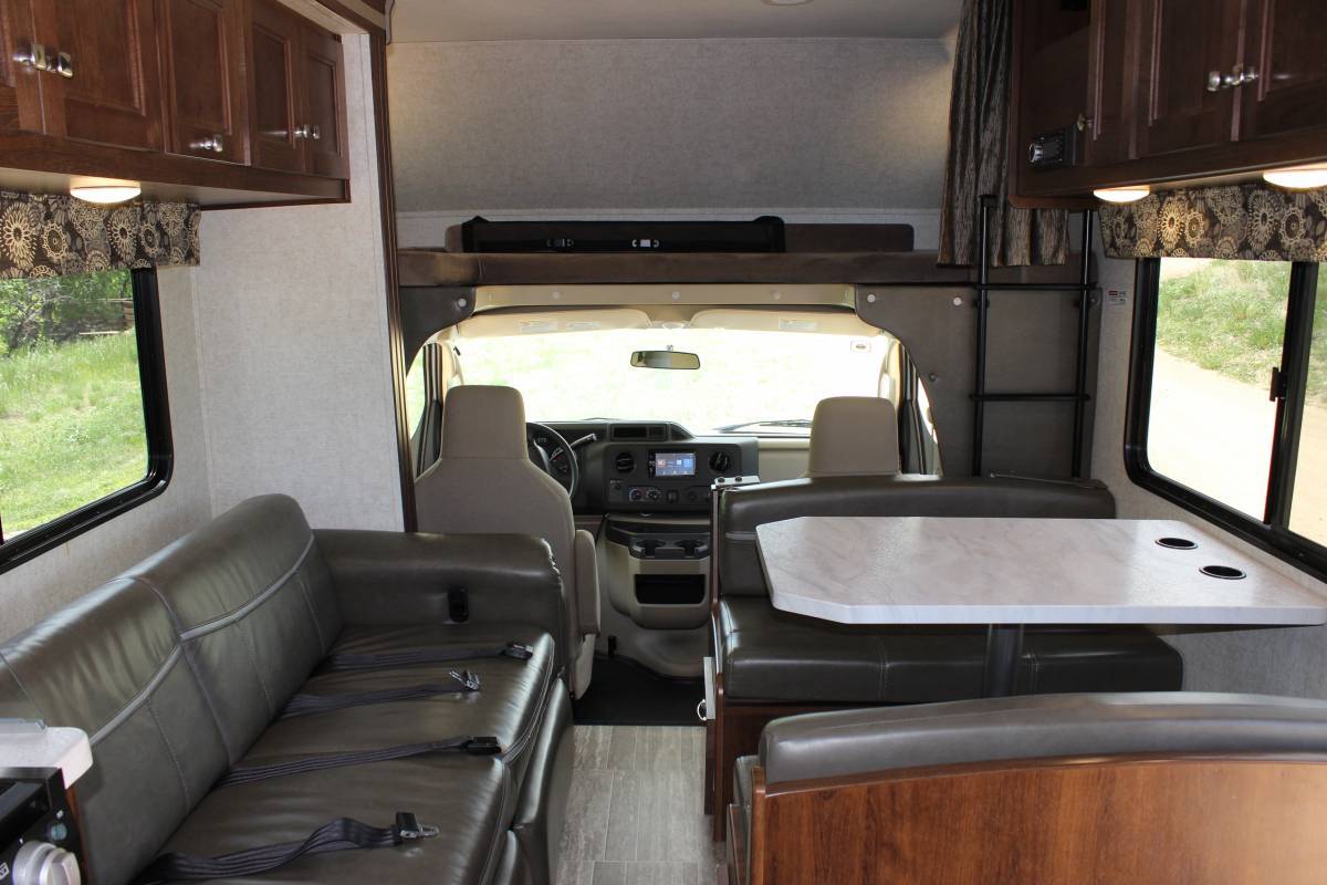 Photo 14 - 2018 Forest River Class C Motorhome rental photo 16