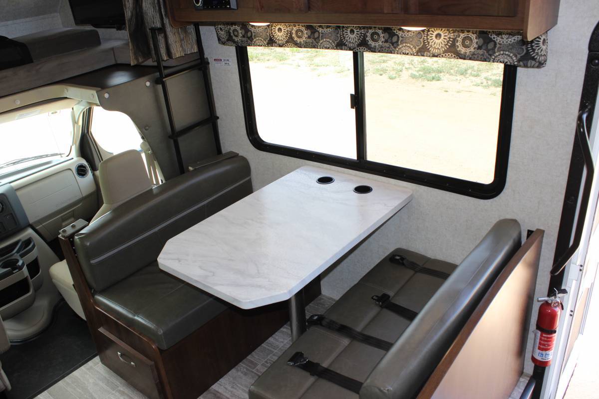 Photo 15 - 2018 Forest River Class C Motorhome rental photo 17