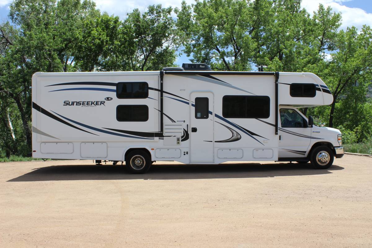 Photo 18 - 2018 Forest River Class C Motorhome rental photo 20